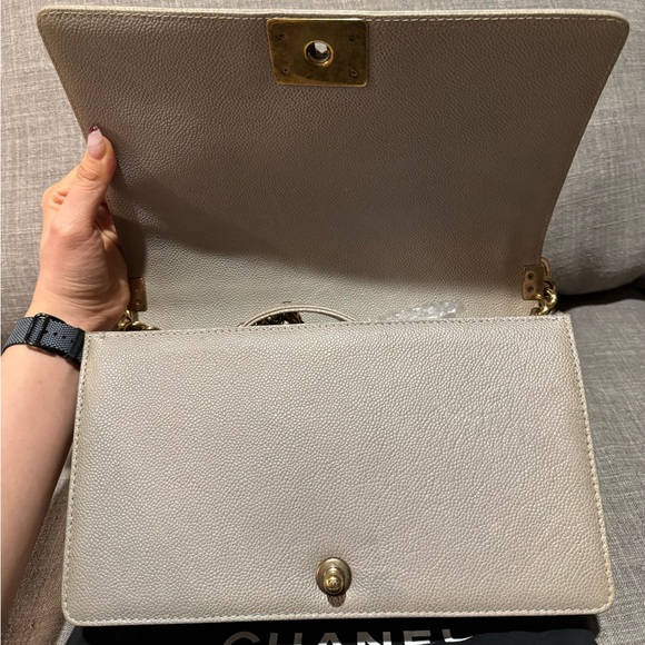 Chanel - New Boy Medium, EUC - Picture 11 of 13